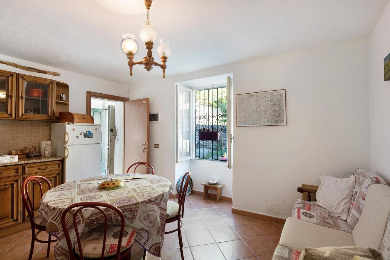 Orizzonte Calmo Apartman Borghetto Di Borbera Kültér fotó